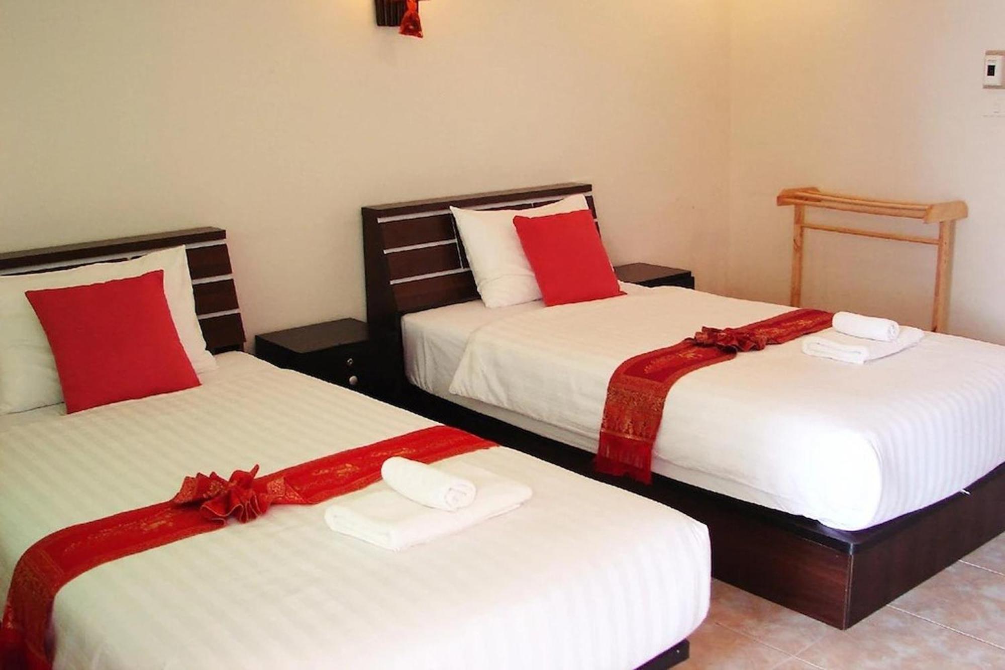 Nan Thara Place Bagian luar foto