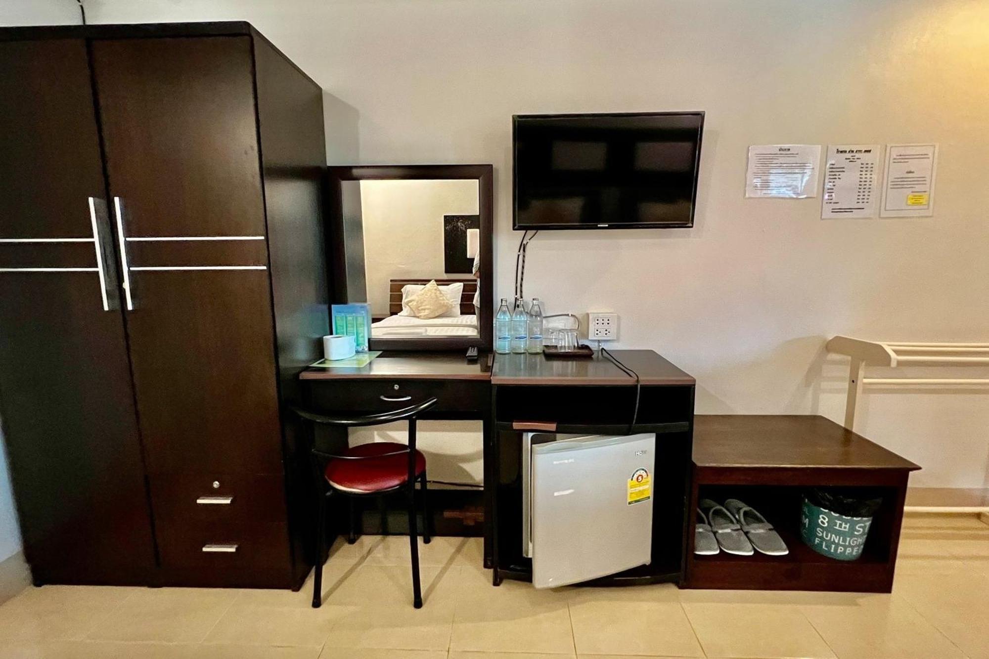 Nan Thara Place Bagian luar foto
