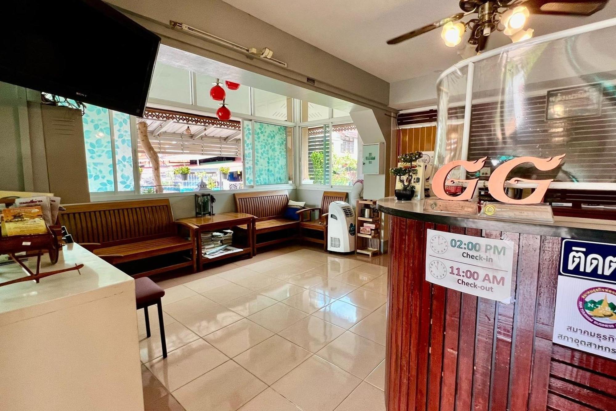 Nan Thara Place Bagian luar foto