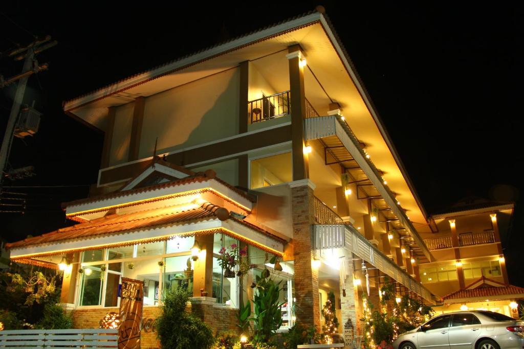 Nan Thara Place Bagian luar foto