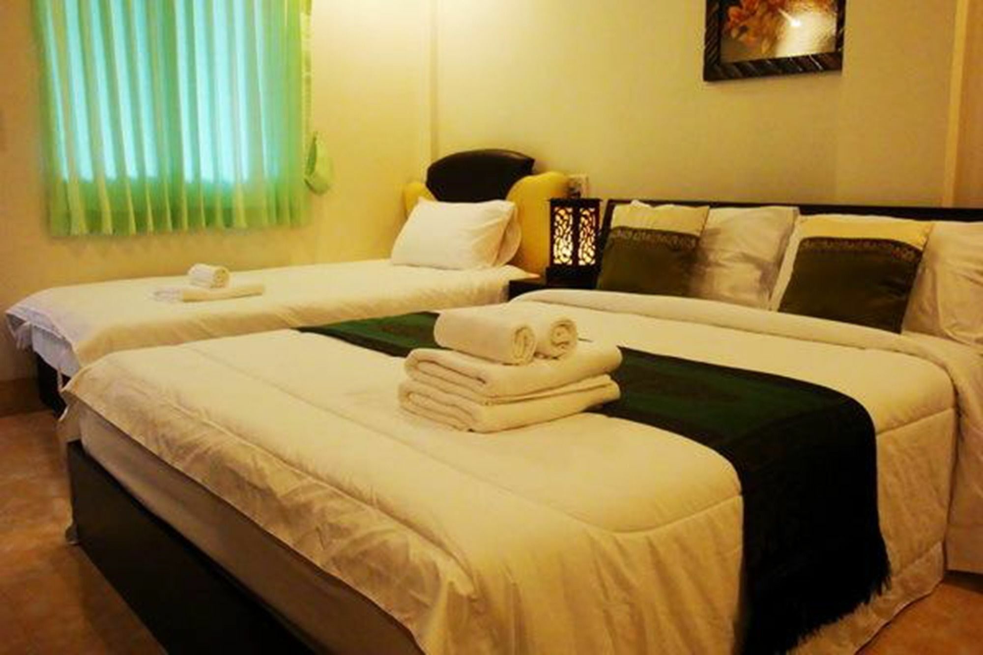 Nan Thara Place Bagian luar foto